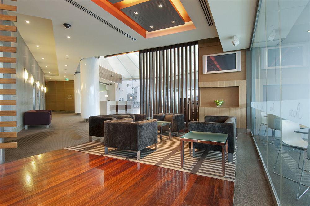 Отель Crown Promenade Перт Интерьер фото